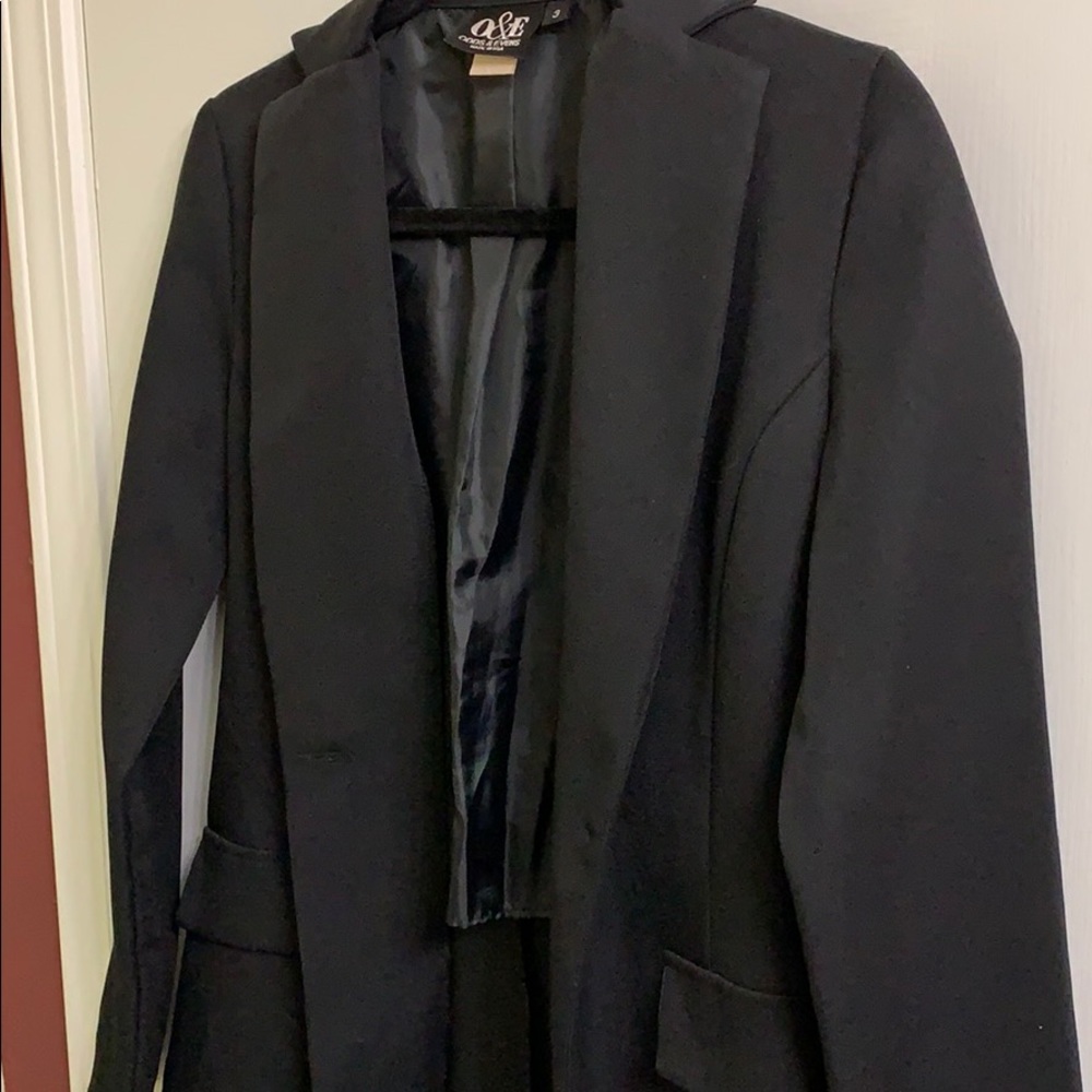 Blazer - Picture 2 of 4